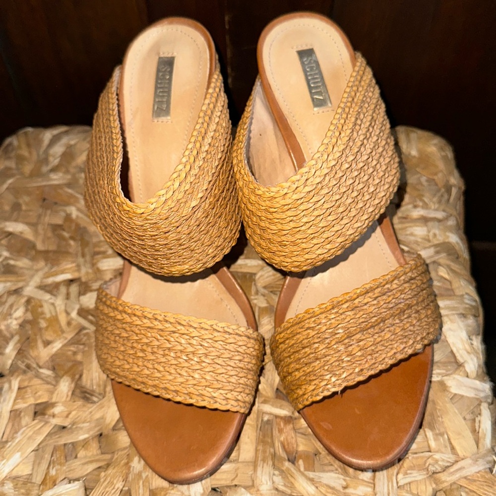Schulz chunky heels